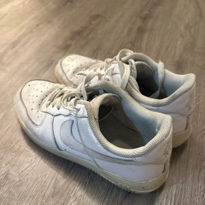white nike air force 1s